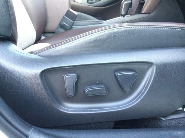 TOYOTA YARIS CROSS HYBRID 2022 Image 31