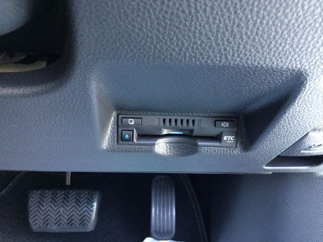 TOYOTA YARIS CROSS HYBRID 2022 Image 31