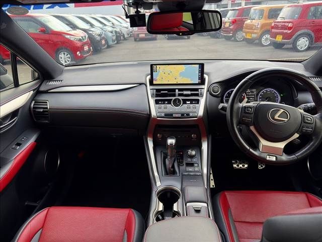 TOYOTA LEXUS NX300 2017 Image 31