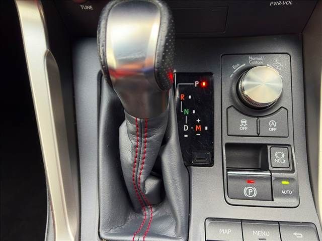 TOYOTA LEXUS NX300 2017 Image 31