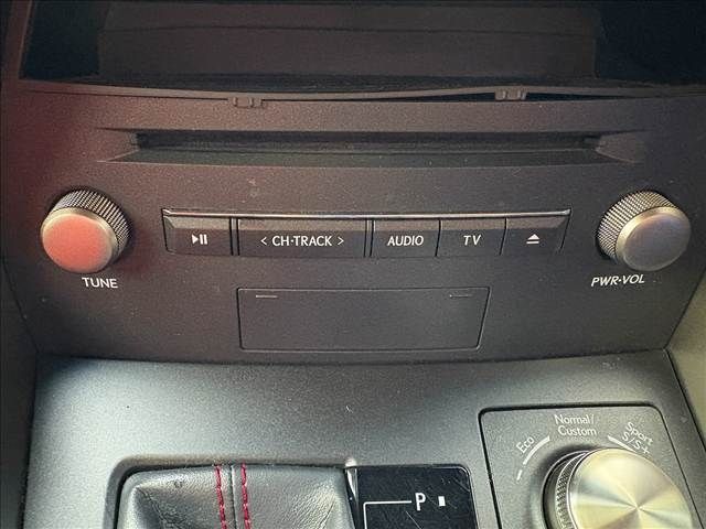 TOYOTA LEXUS NX300 2017 Image 31