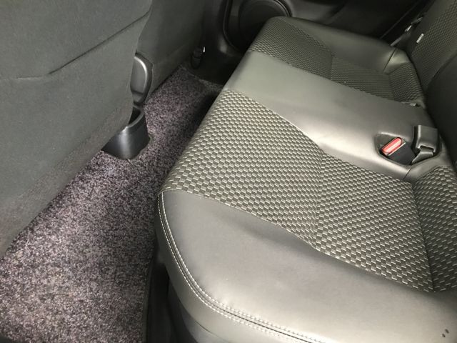 TOYOTA AQUA 2019 Image 31