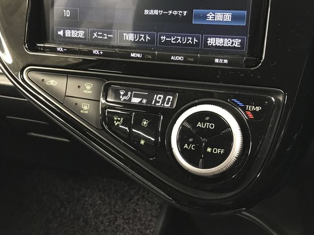 TOYOTA AQUA 2019 Image 31