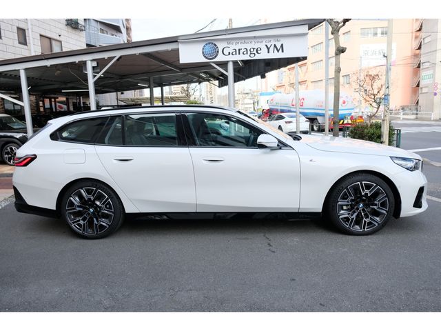 BMW 5SERIES TOURING 2025 Image 31