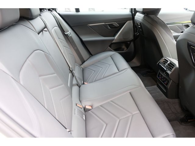 BMW 5SERIES TOURING 2025 Image 31