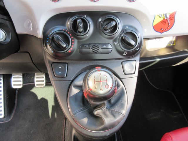 FIAT ABARTH 500 2009 Image 31