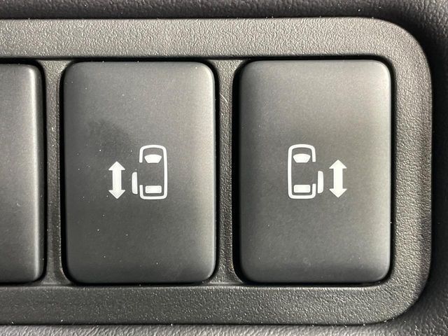 MITSUBISHI DELICA D:5 4WD 2023 Image 31