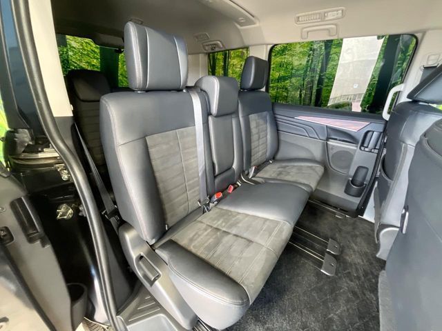 MITSUBISHI DELICA D:5 4WD 2023 Image 31