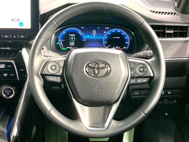 TOYOTA HARRIER HYBRID 2023 Image 31