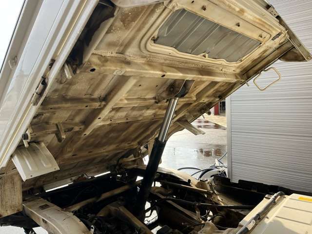 DAIHATSU HIJET TRUCK 4WD 2017 Image 31