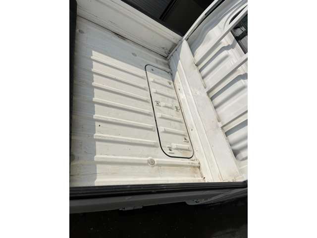 DAIHATSU HIJET TRUCK 4WD 2017 Image 31