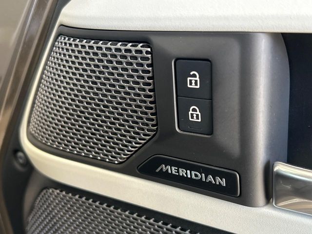 ROVER DEFENDER 2023 Image 31