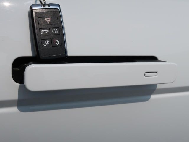 ROVER RANGE  EV 2024 Image 31