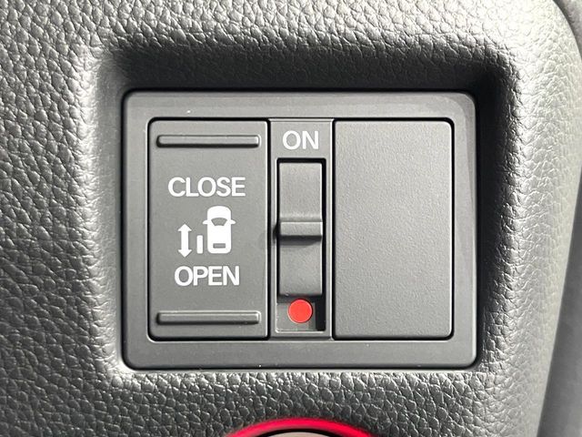 HONDA N BOX CUSTOM 4WD 2020 Image 31