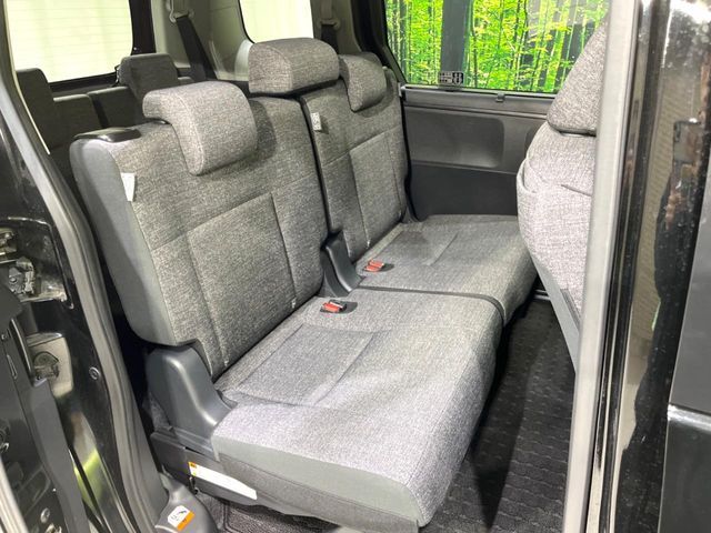 TOYOTA SIENTA HYBRID 2025 Image 31