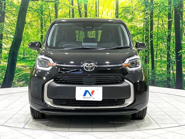 TOYOTA SIENTA HYBRID 2025 Image 31