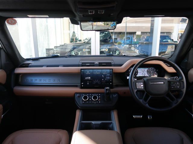 ROVER DEFENDER 2024 Image 31