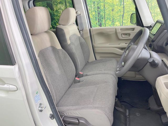 HONDA N BOX 2018 Image 31