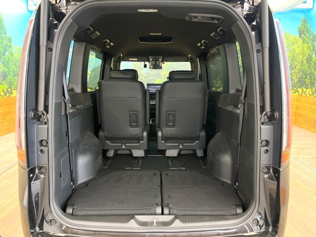 HONDA STEPWAGON E:HEV SPAD 2022 Image 31