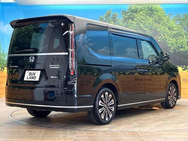 HONDA STEPWAGON E:HEV SPAD 2022 Image 31
