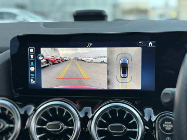 MERCEDES BENZ GLA CL 2024 Image 31