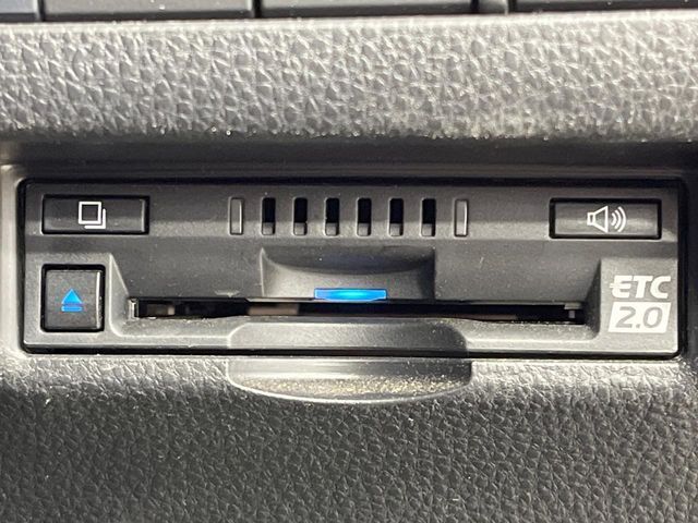 TOYOTA HARRIER HYBRID 2021 Image 31