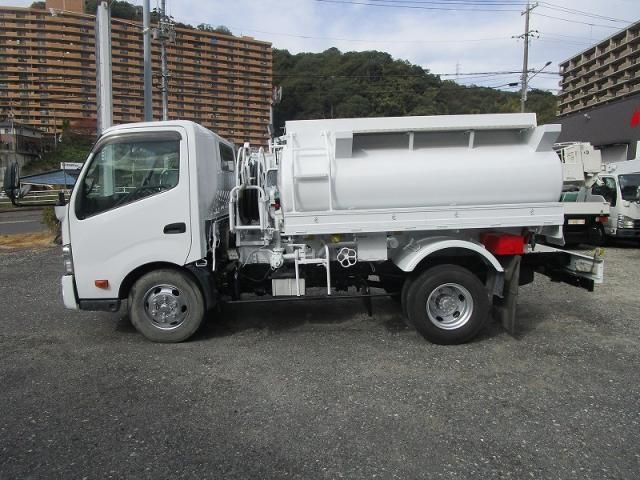 TOYOTA DYNA 2017 Image 31