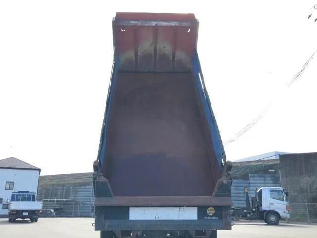 MITSUBISHI FUSOU SUPER GREAT 2018 Image 31