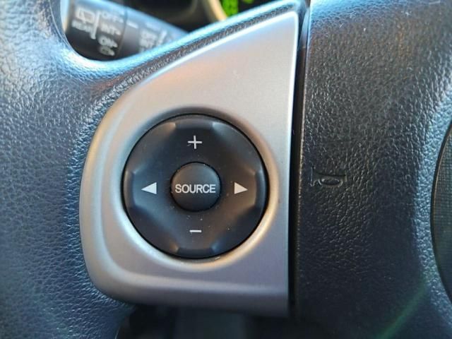 HONDA N BOX 2013 Image 31