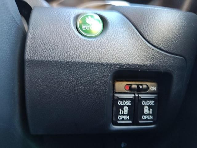 HONDA N BOX 2013 Image 31