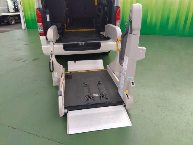 TOYOTA REGIUSACE VAN 2WD 2017 Image 31