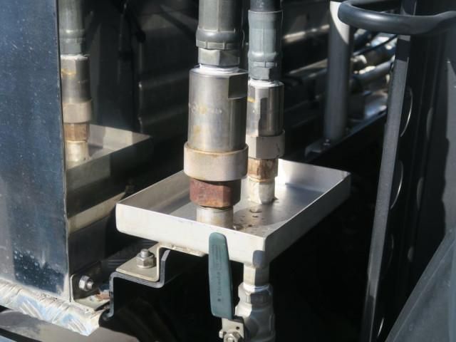 NISSAN DIESEL QUON 2015 Image 31