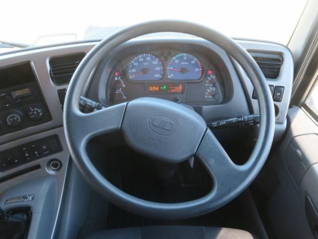 NISSAN DIESEL QUON 2015 Image 31