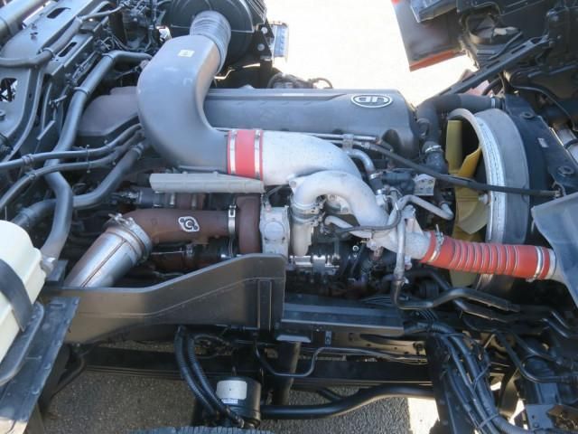 NISSAN DIESEL QUON 2015 Image 31