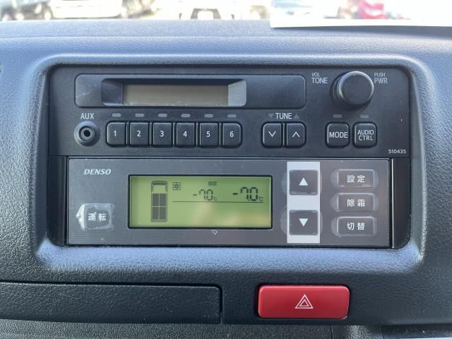 TOYOTA HIACE VAN 2WD 2020 Image 31