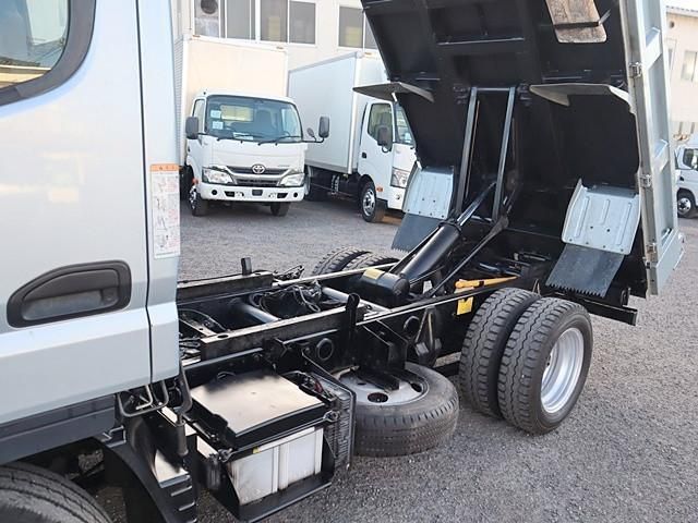 MITSUBISHI CANTER 2017 Image 31