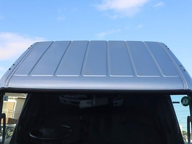 MITSUBISHI CANTER 2017 Image 31