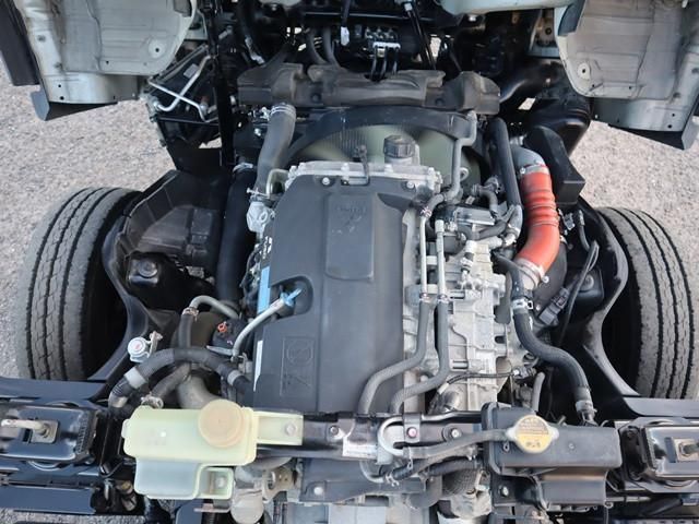 MITSUBISHI CANTER 2017 Image 31