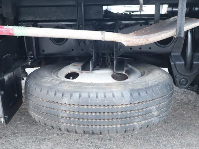 MITSUBISHI CANTER 2017 Image 31