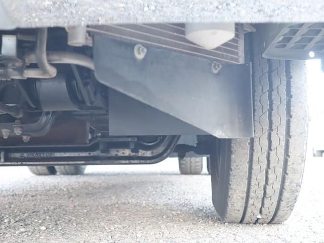 MITSUBISHI CANTER 2017 Image 31