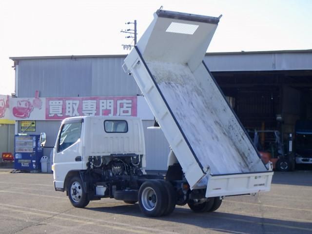 MITSUBISHI CANTER 2018 Image 31