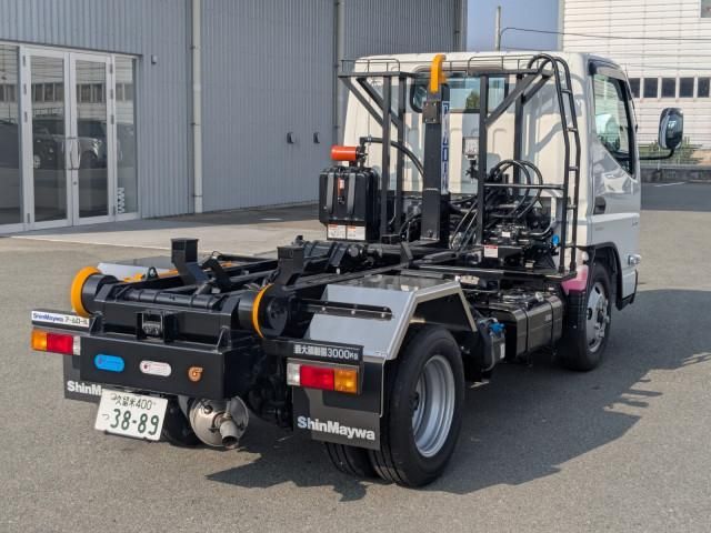 MITSUBISHI CANTER 2025 Image 31