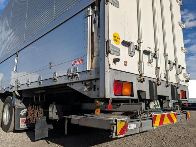 MITSUBISHI FUSOU SUPER GREAT 2016 Image 31