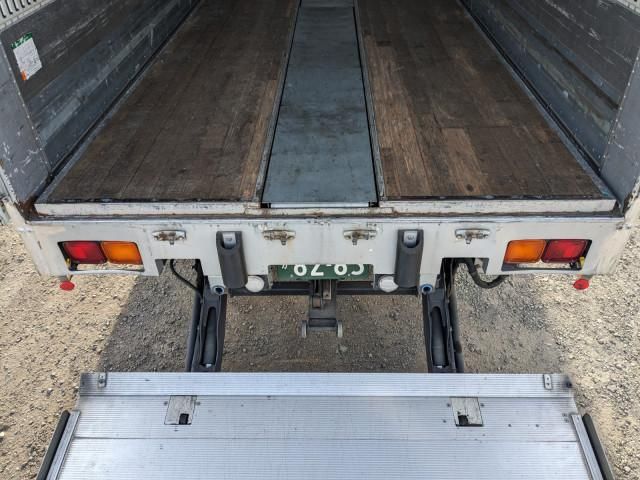 MITSUBISHI FUSOU SUPER GREAT 2016 Image 31