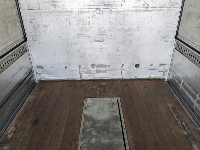 MITSUBISHI FUSOU SUPER GREAT 2016 Image 31