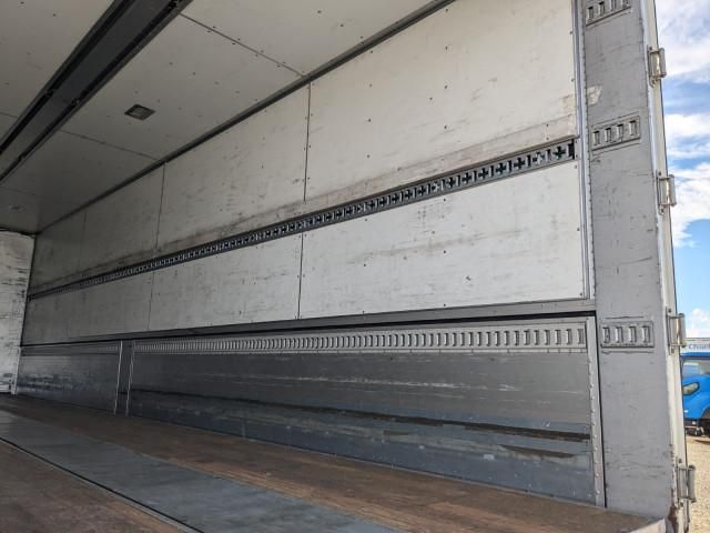 MITSUBISHI FUSOU SUPER GREAT 2016 Image 31