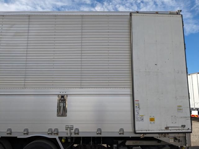 MITSUBISHI FUSOU SUPER GREAT 2016 Image 31