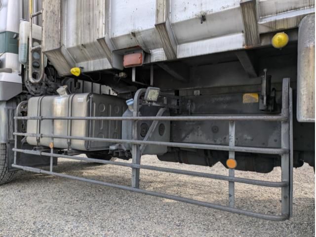 MITSUBISHI FUSOU SUPER GREAT 2015 Image 31