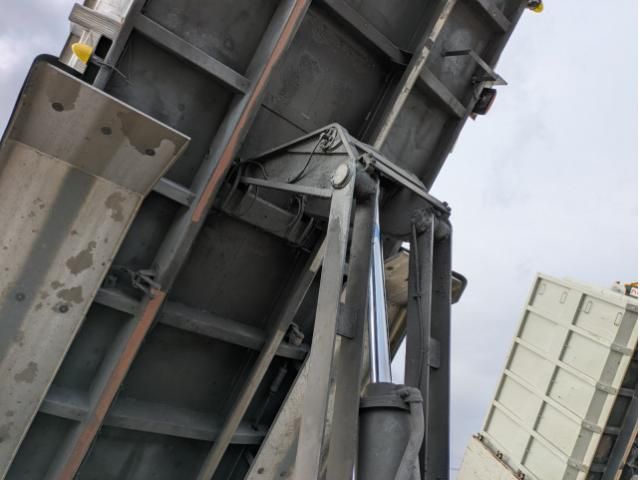 MITSUBISHI FUSOU SUPER GREAT 2015 Image 31