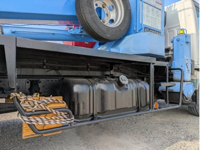 ISUZU ELF 2014 Image 31